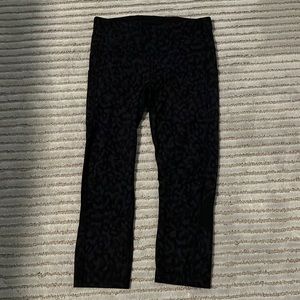 Lululemon Cropped Yoga Pant